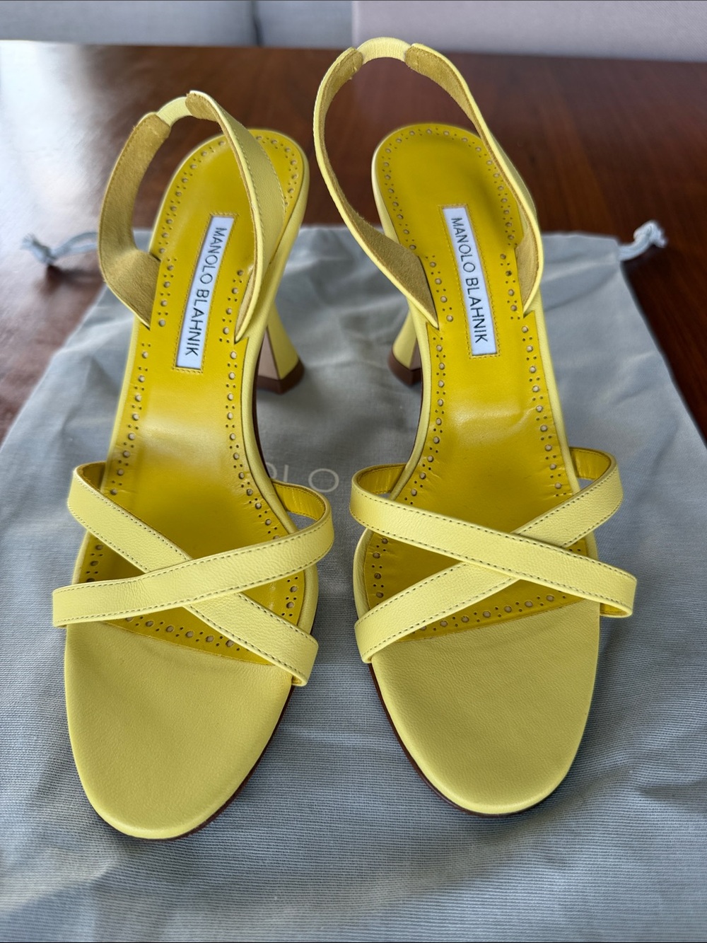 Manolo Blahnik Yellow Leather Slingback Ammoursli 90 Sandals